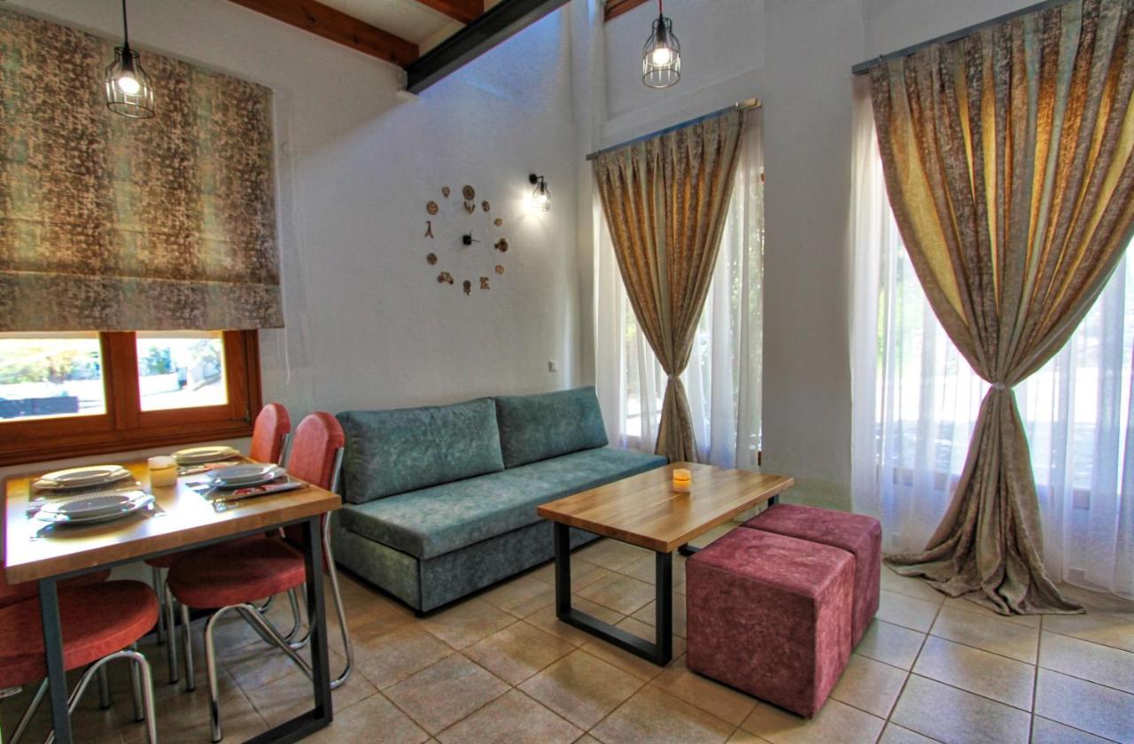 Iokastis Apartment *